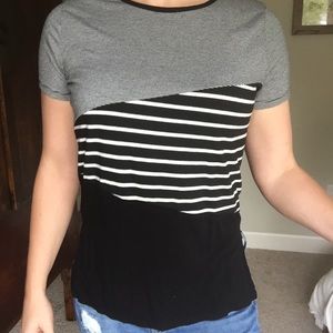 Black geometric print tee